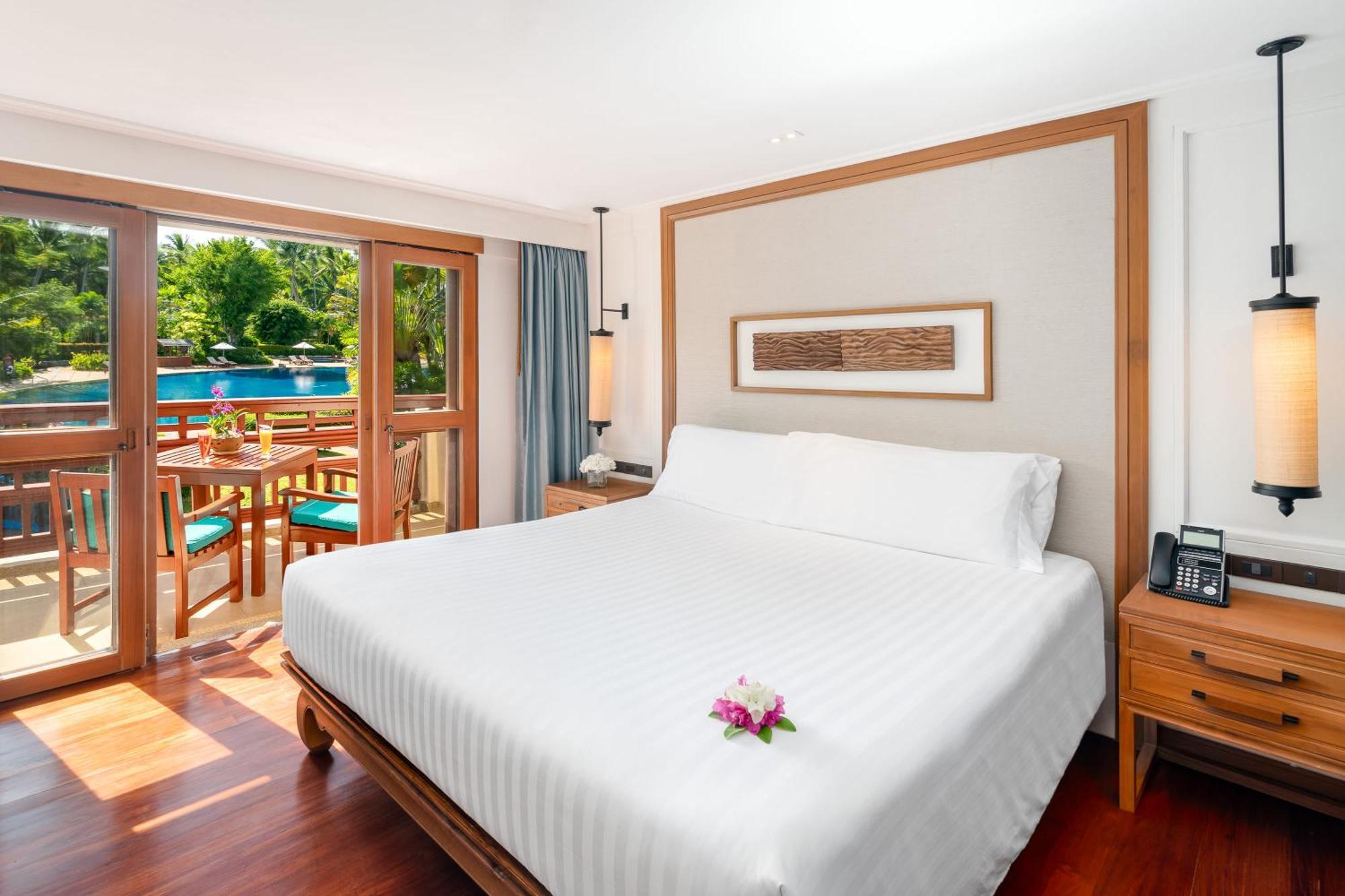 Santiburi Koh Samui Hotel Mae Nam Exterior photo